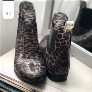 SAM EDELMAN RAIN BOOTS!!